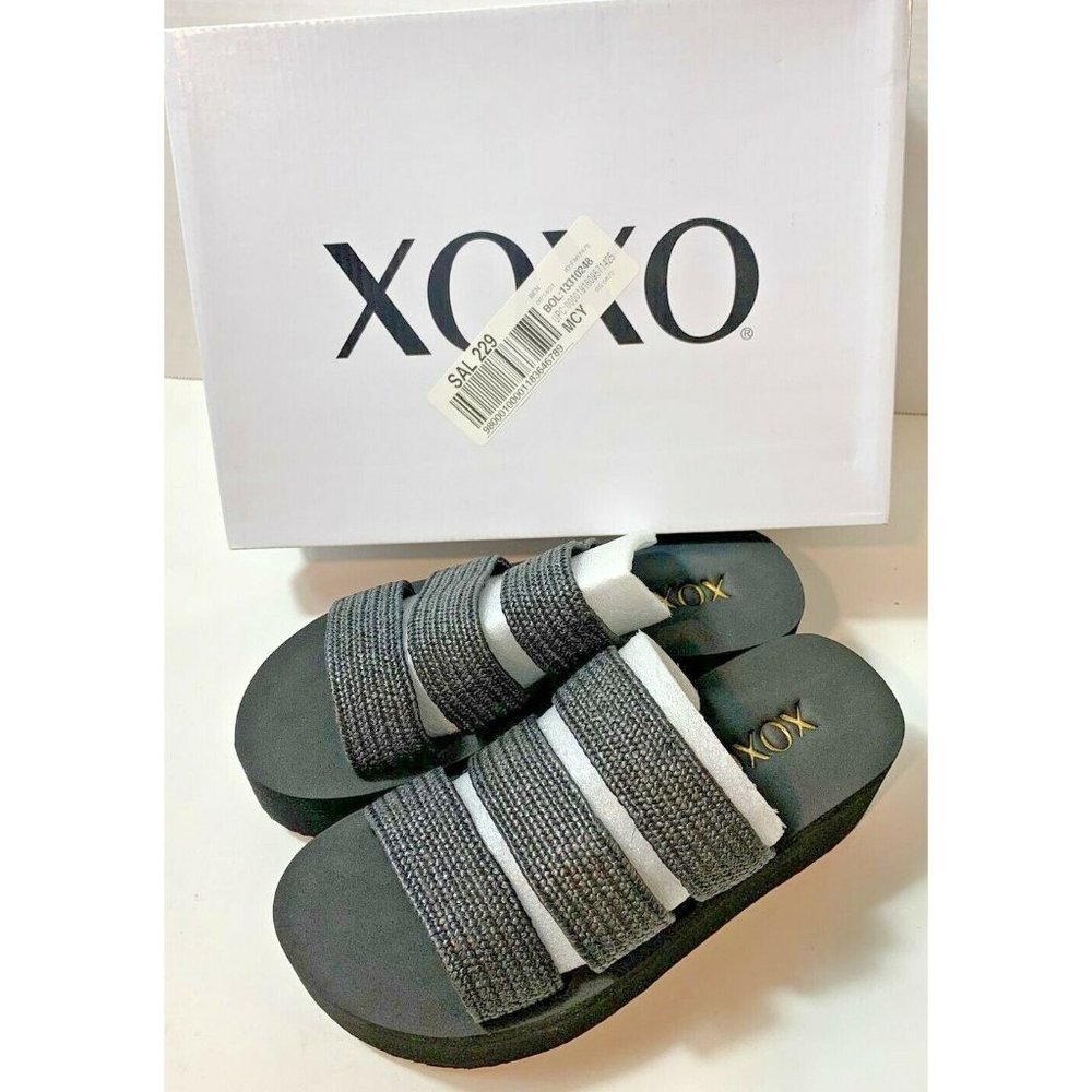 XOXO Footwear Black Chunky Woman's Sandles Size 6M New In Box MSRP $49